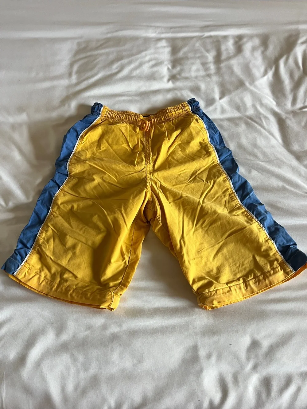 OshKosh B'gosh Yellow & Blue Lined Youth Cargo Shorts